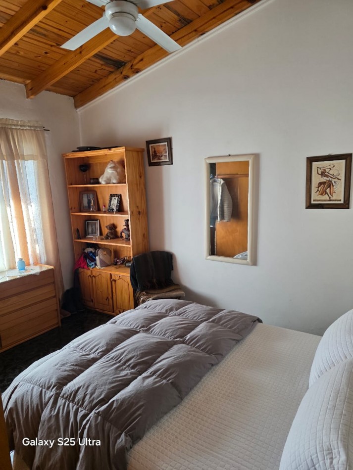 VENTA DE CASA MULTIFAMILIAR CAÑUELAS