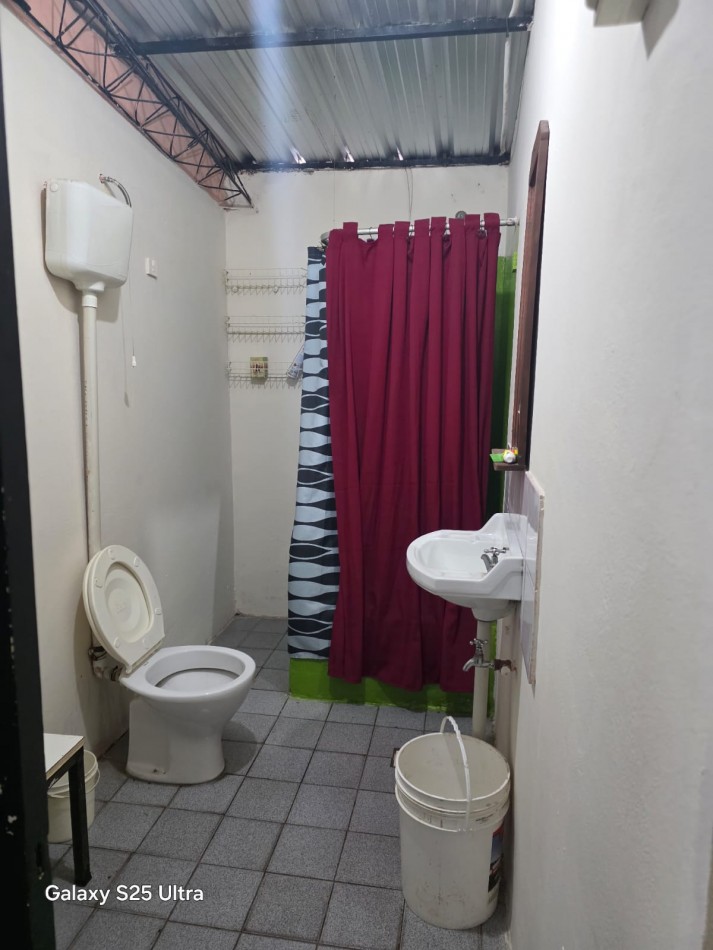 VENTA DE CASA MULTIFAMILIAR CAÑUELAS