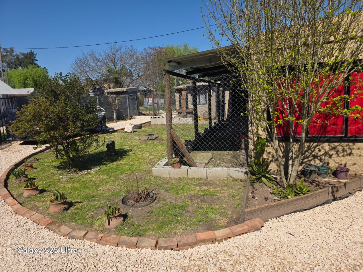VENTA DE CASA MULTIFAMILIAR CAÑUELAS