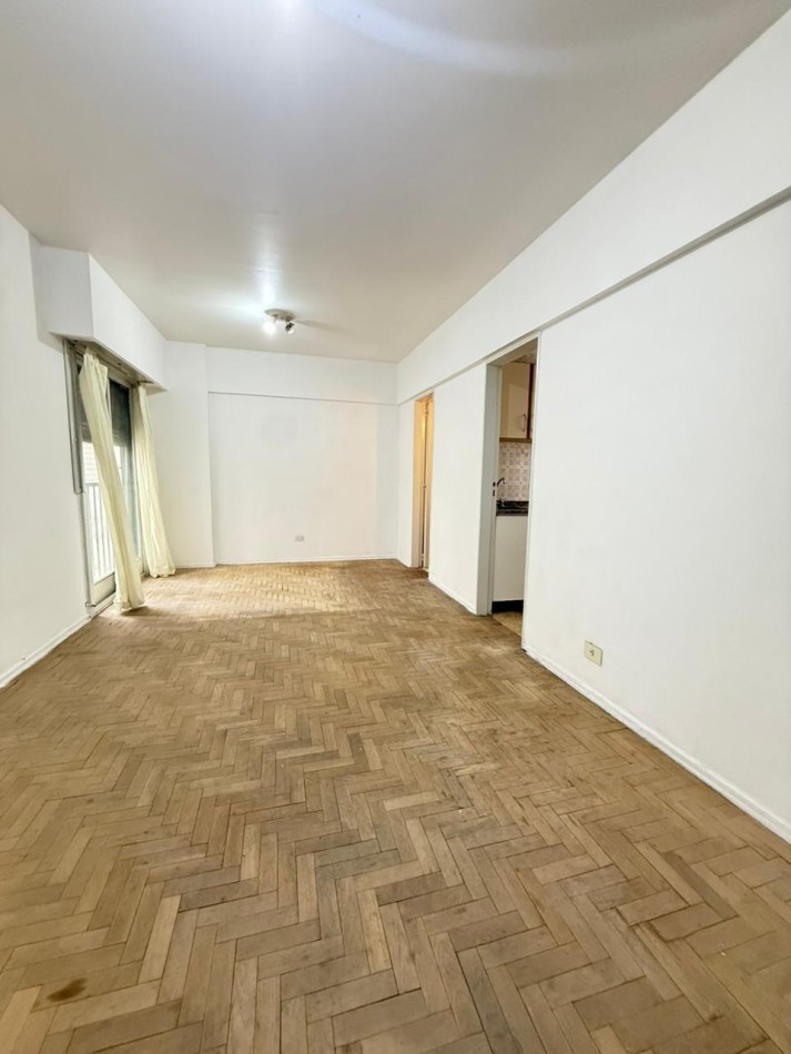 MONOAMBIENTE CON COCINA SEPARADA EN VENTA - OPORTUNIDAD