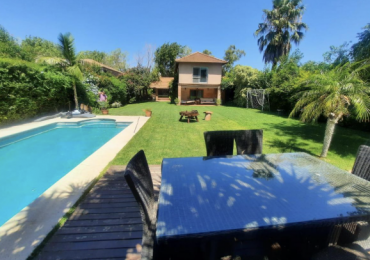Casa en Venta en San Carlos Country - Entorno Natural y Seguridad Privada