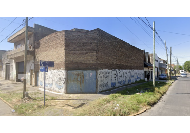 Deposito en Venta de 150 m² en Lomas del Mirador - Ideal para Inversion o Desarrollo Comercial