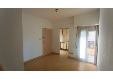 VENTA DTO 2 AMB FLORESTA 4to PISO
