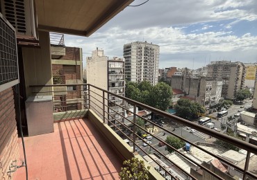3 Ambientes con Balcon + Cochera en Flores | Piso Alto Super Luminoso