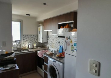 DEPTO 2 AMB EN VENTA CASEROS CENTRO