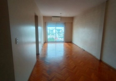 VENTA DEPTO 4 AMB + COCHERA FLORESTA